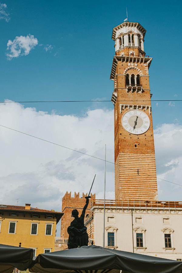 Residenza Corte Carnesali - Italian Homing Appartement Verona Buitenkant foto